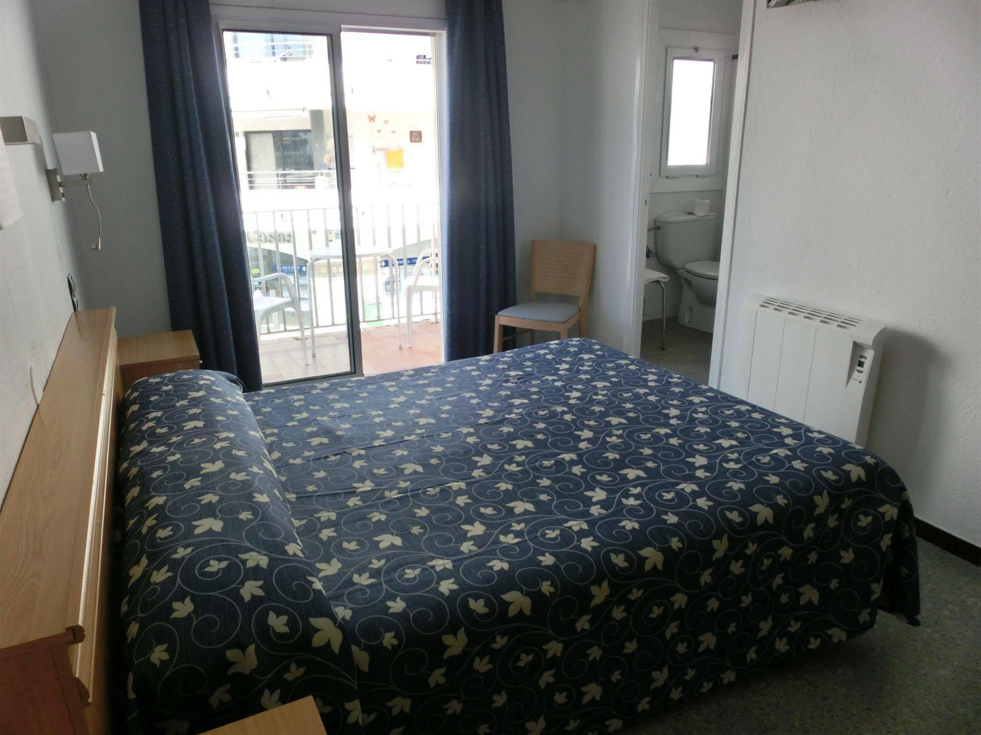 Hotel Can Catala L' Escala Ngoại thất bức ảnh