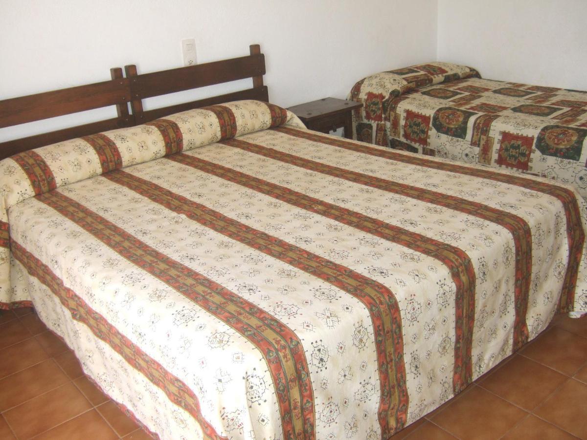 Hotel Can Catala L' Escala Phòng bức ảnh